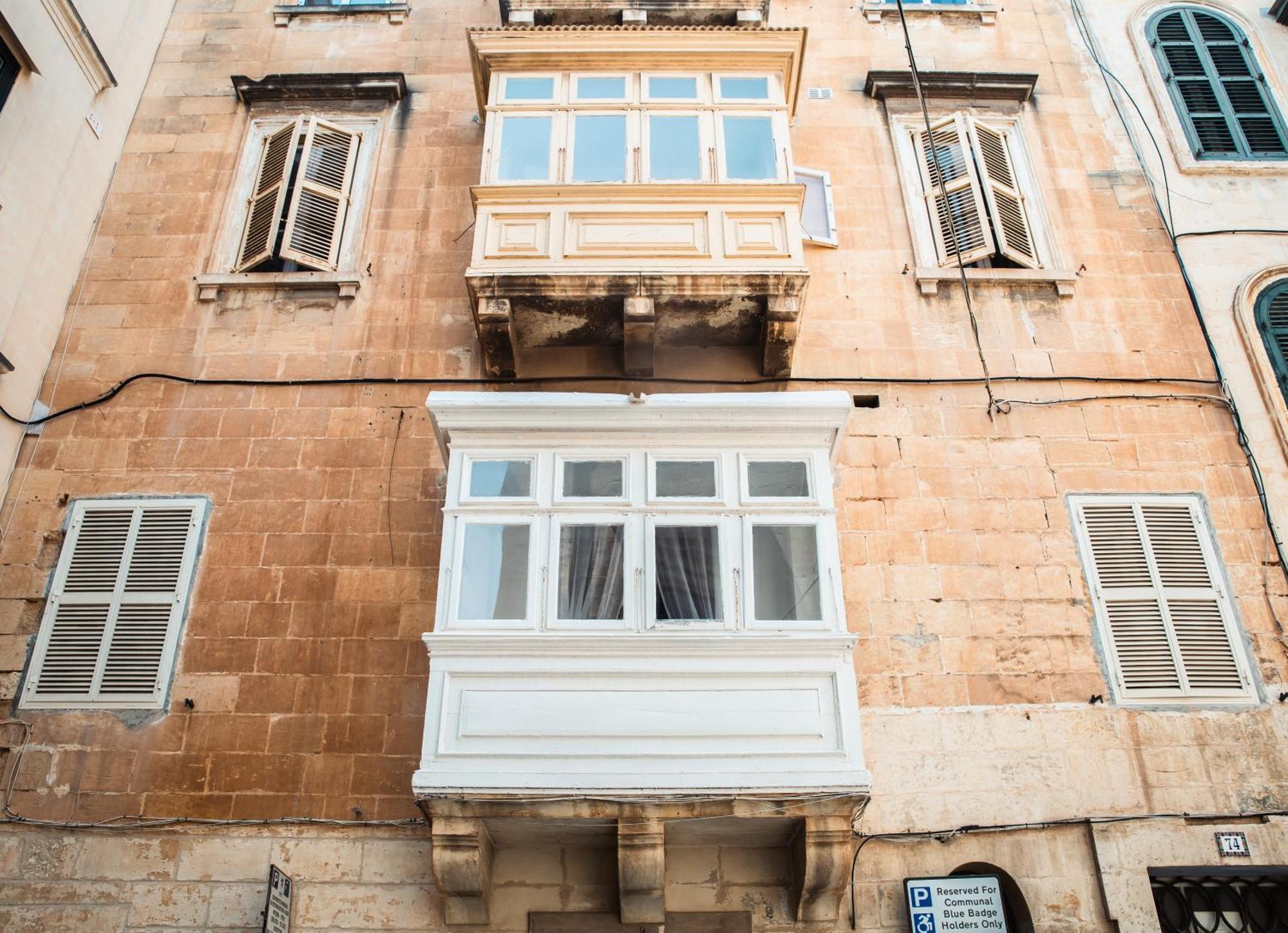 Valletta Waterfront 2 Beds Flat By Arcobnb Флоріана Екстер'єр фото